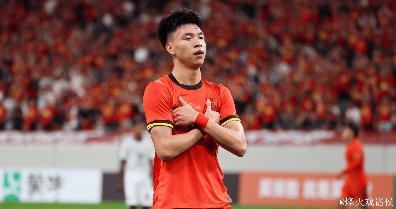 内马尔队友 青岛姆巴佩 他跟王钰栋争中超5月MVP！