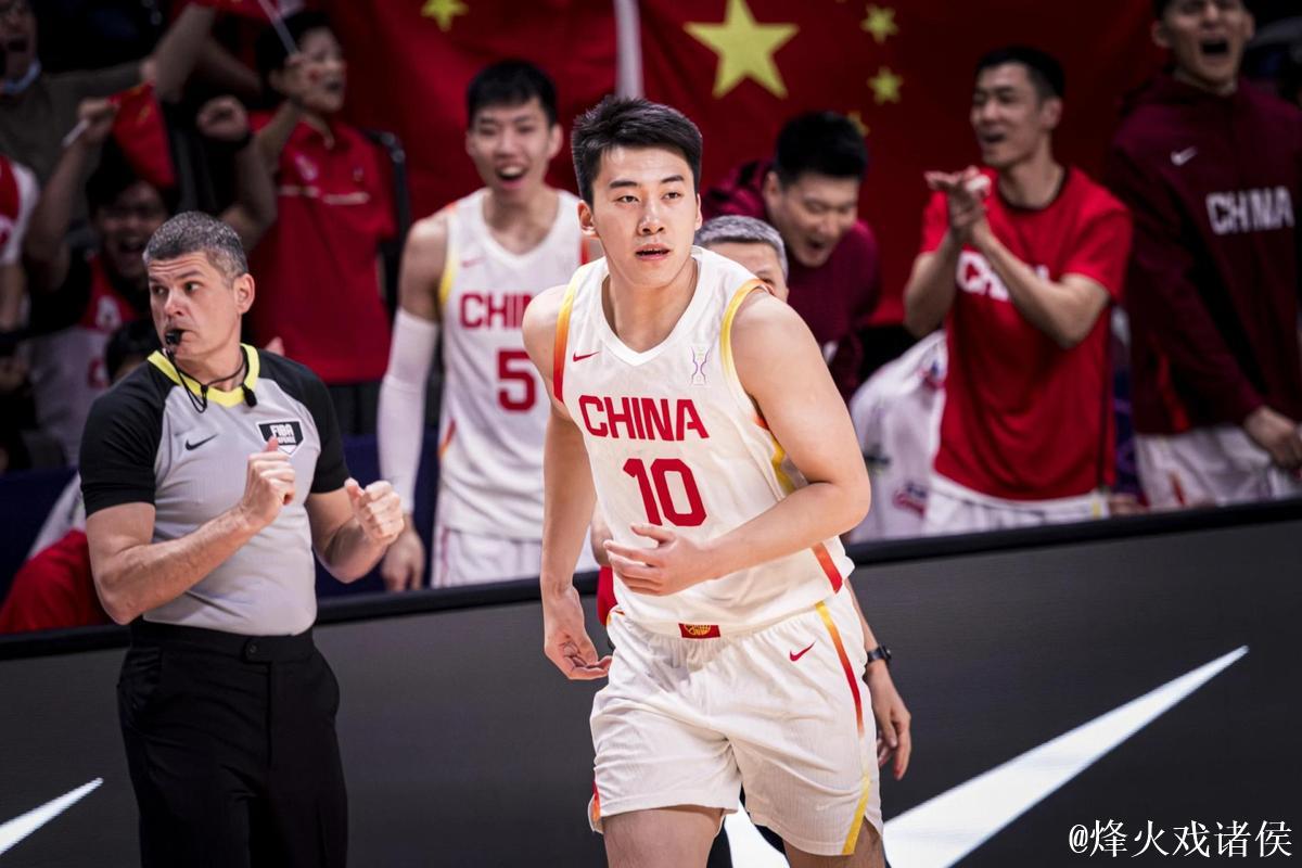 亚洲杯小组赛三连胜晋级八强 中国男篮有惊喜有隐忧 亚洲杯小组赛三连胜晋级八强 中国男篮有惊喜有隐忧