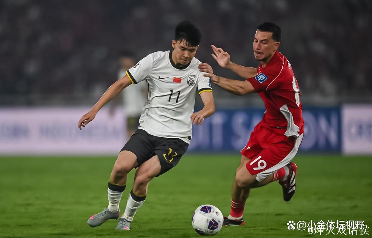 38年纪录被破，国足提前出局，王钰栋屡造威胁